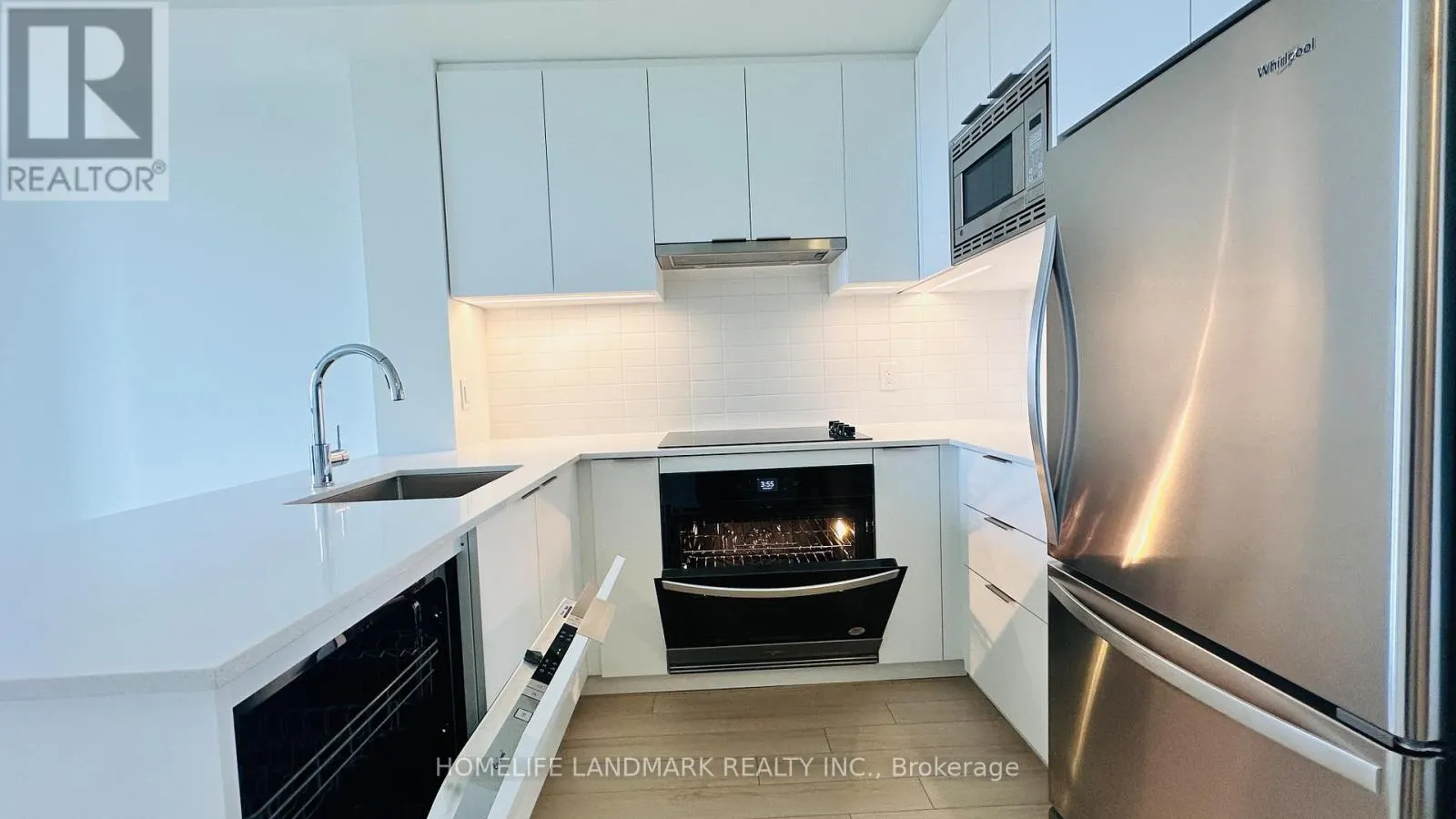 509 - 3079 TRAFALGAR ROAD