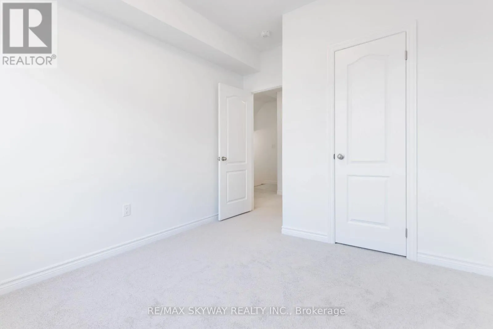 26 SPRINGDALE AVENUE