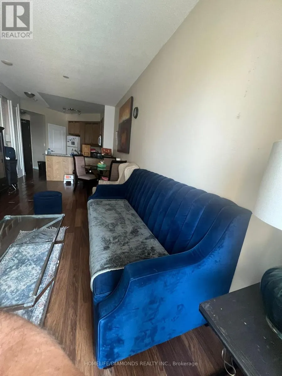2208 - 70 ABSOLUTE AVENUE