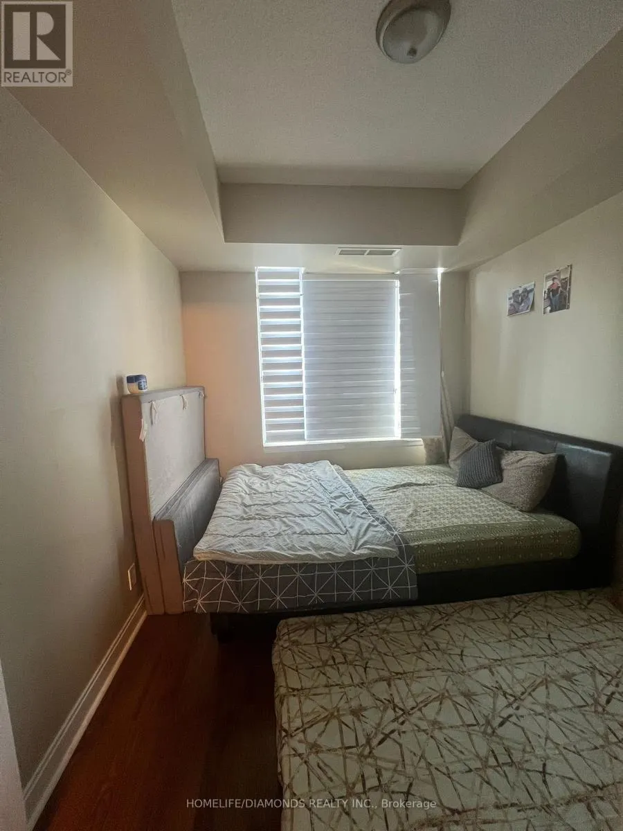 2208 - 70 ABSOLUTE AVENUE