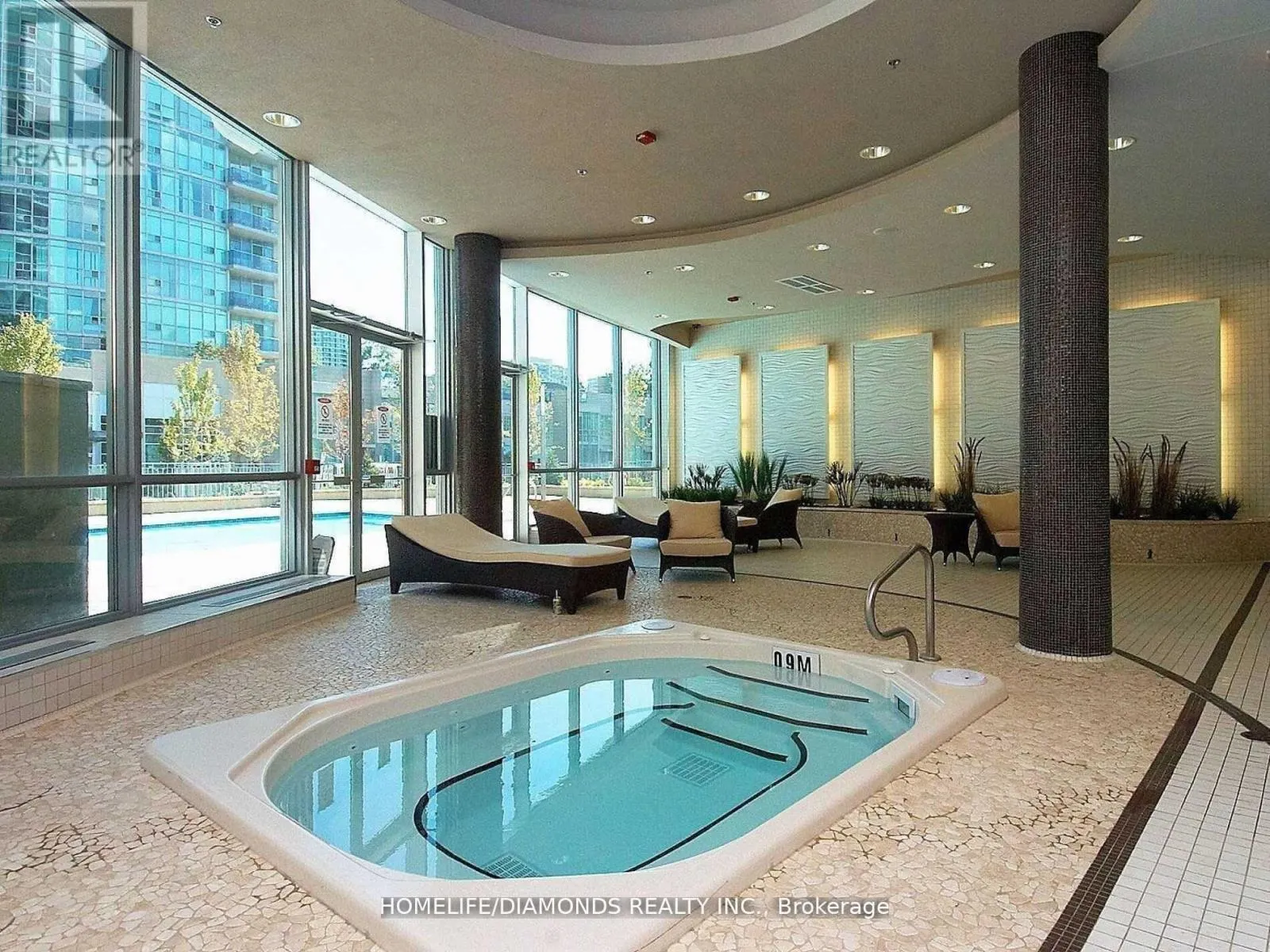 2208 - 70 ABSOLUTE AVENUE