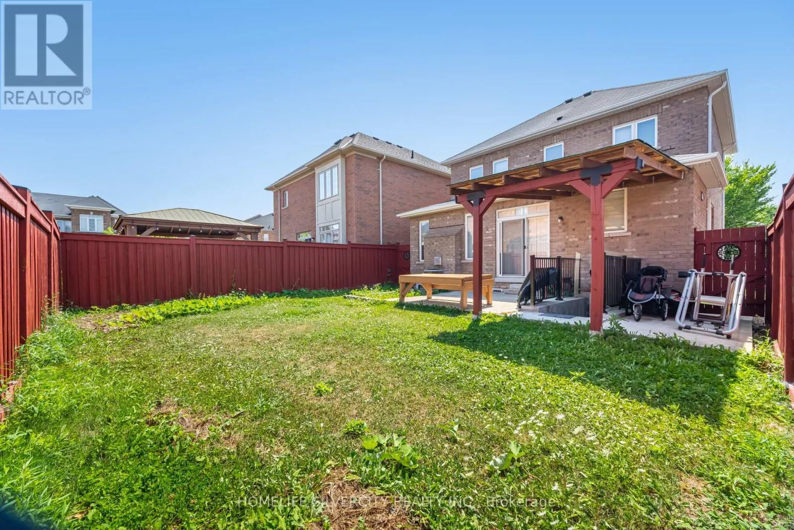 105 AYLESBURY DRIVE