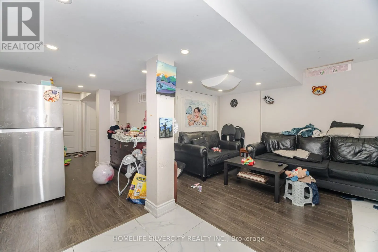 105 AYLESBURY DRIVE