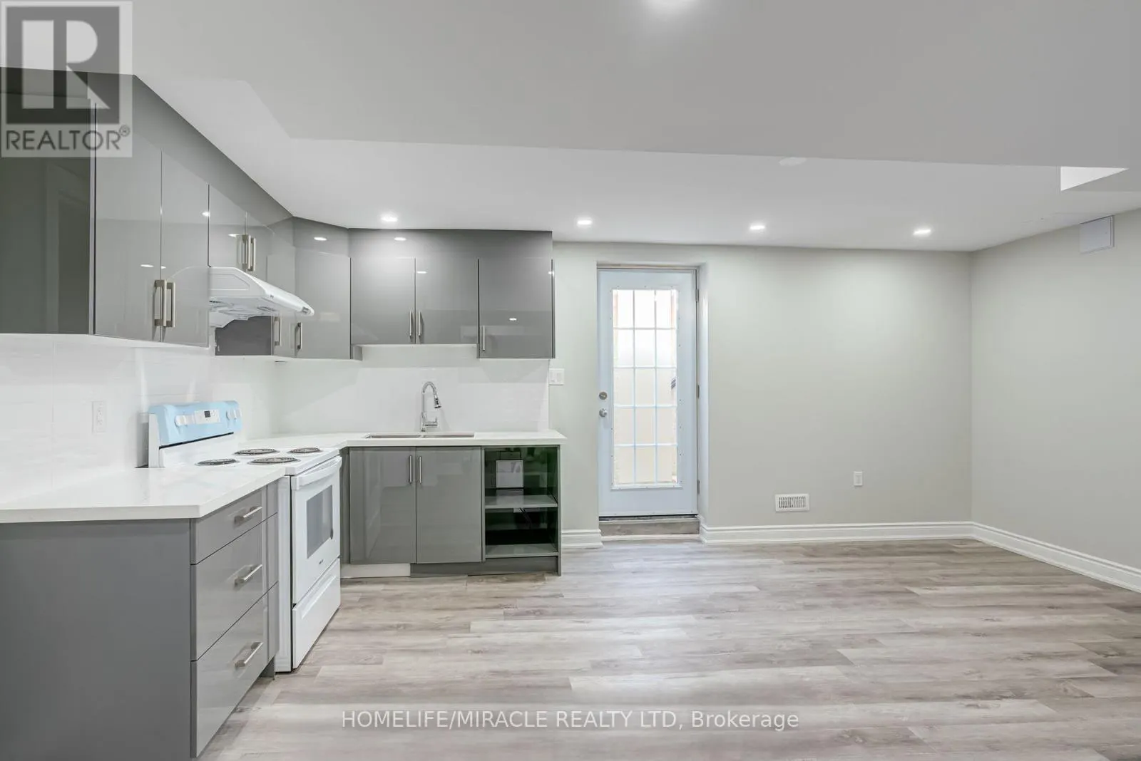 LEGAL BSMT - 190 FANDANGO DRIVE