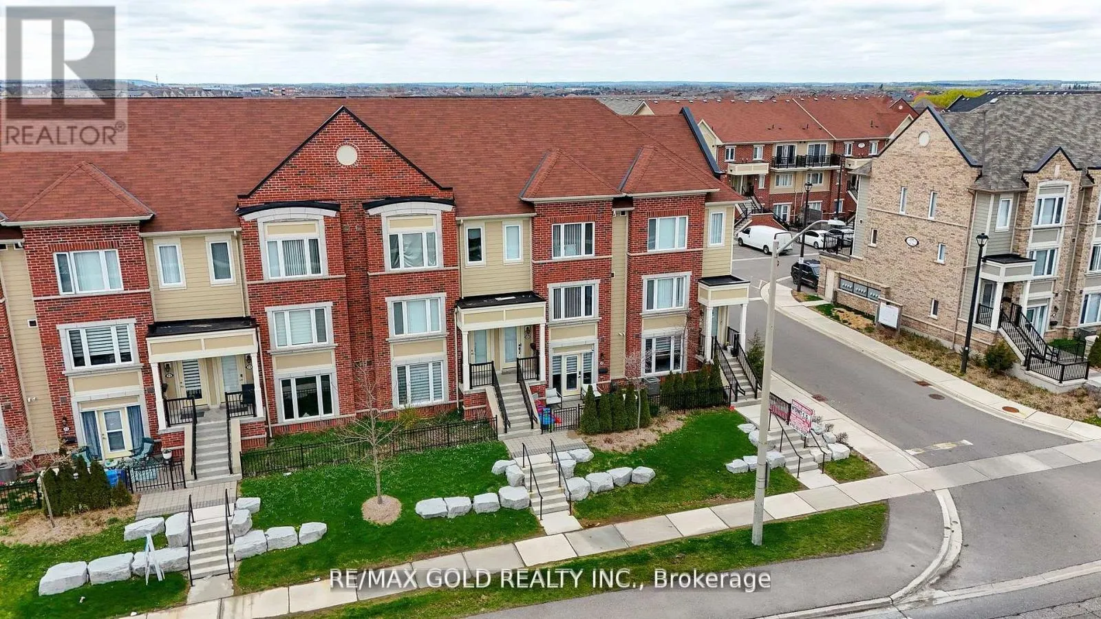 68 - 250 SUNNY MEADOW BOULEVARD S