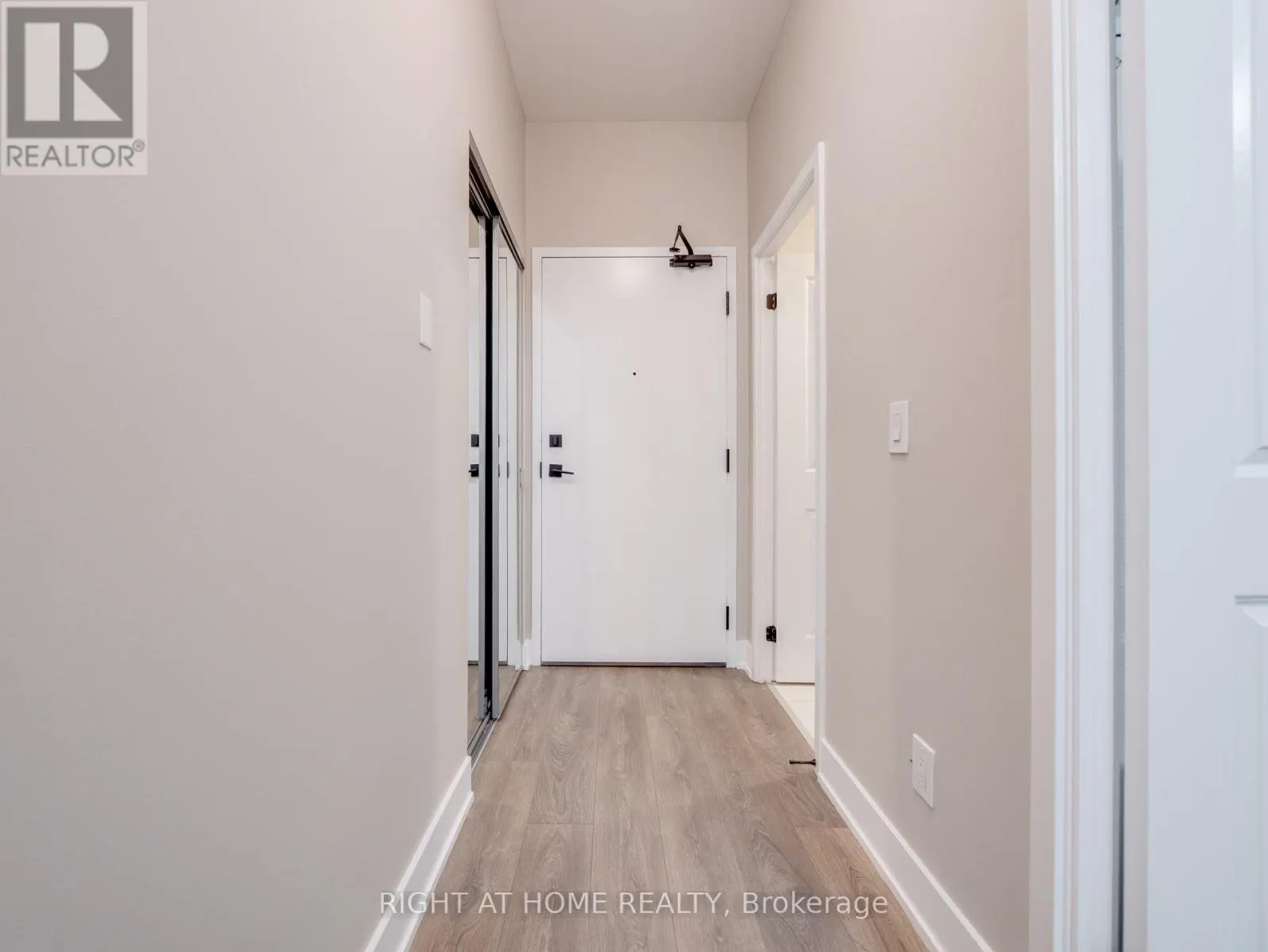 223 - 2489 TAUNTON ROAD