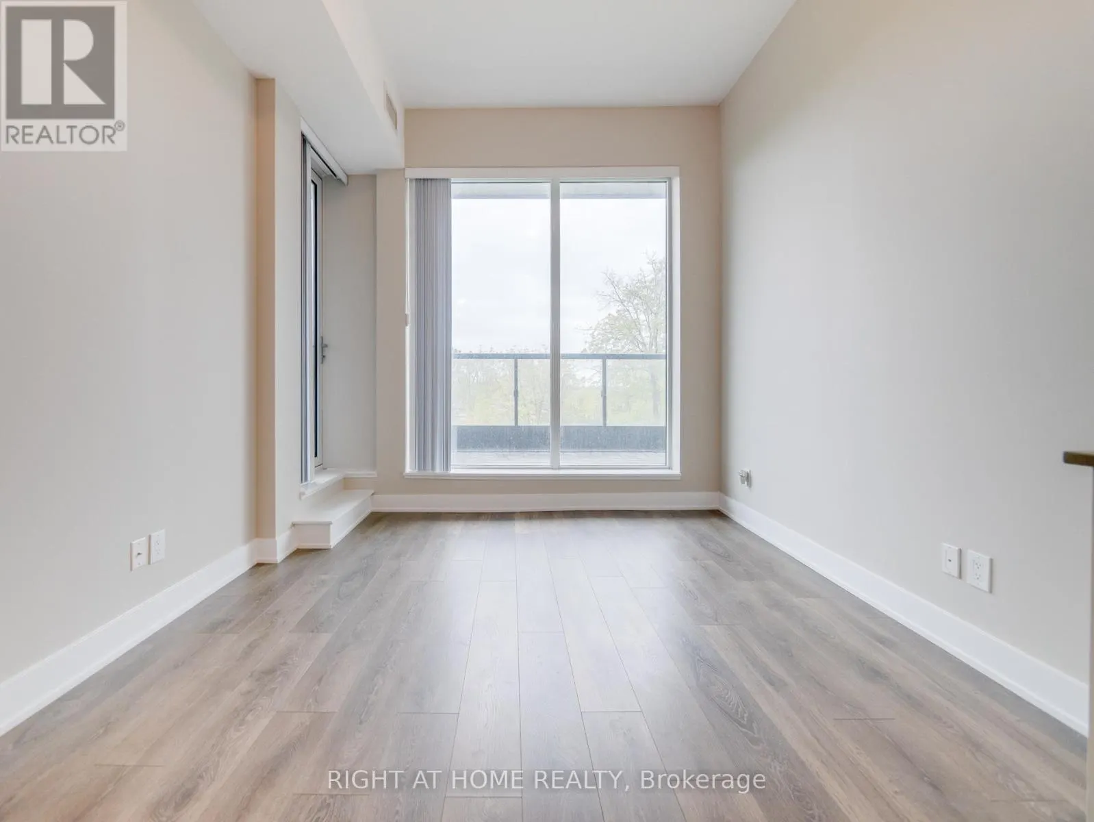 223 - 2489 TAUNTON ROAD