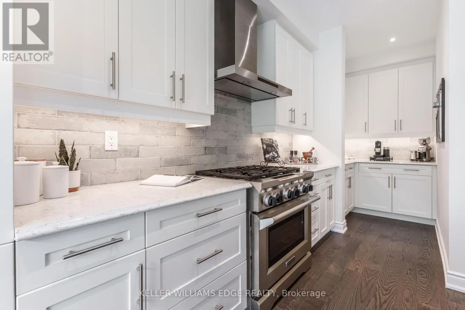 64 ELYSIAN FIELDS CIRCLE
