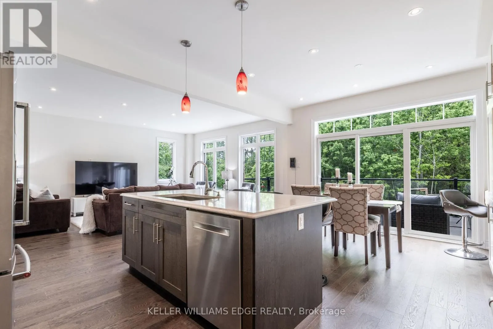 64 ELYSIAN FIELDS CIRCLE