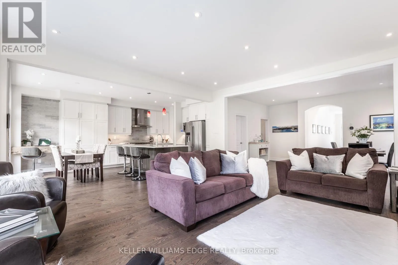 64 ELYSIAN FIELDS CIRCLE