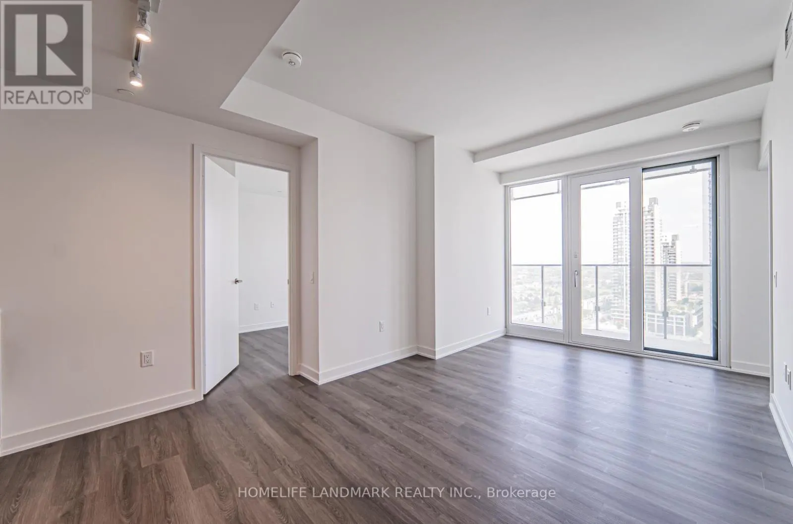 #1801 - 3883 QUARTZ ROAD