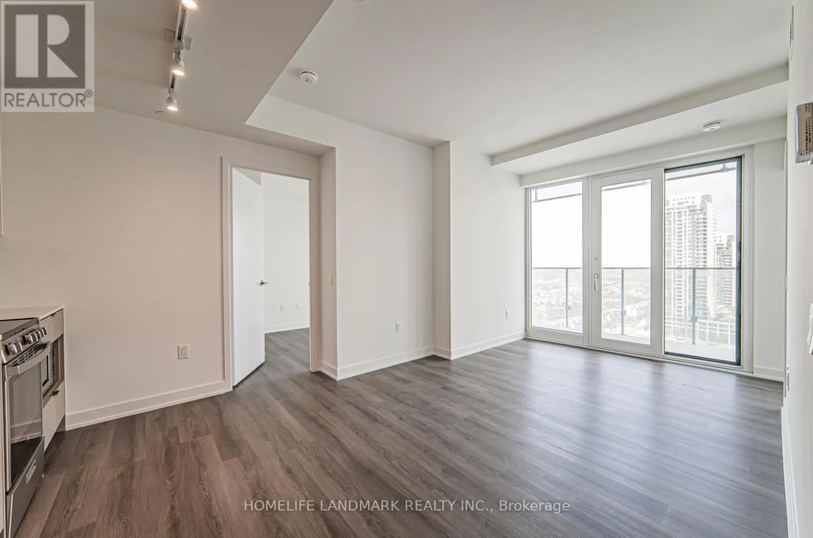 #1801 - 3883 QUARTZ ROAD
