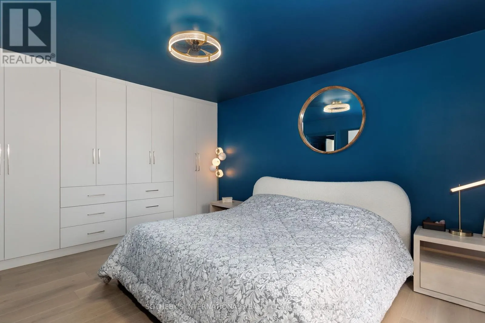 15 RAVENSBOURNE CRESCENT