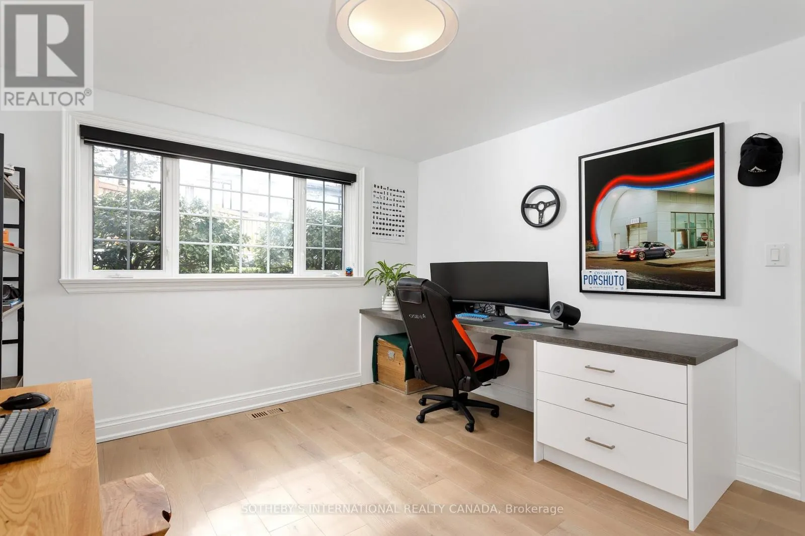 15 RAVENSBOURNE CRESCENT