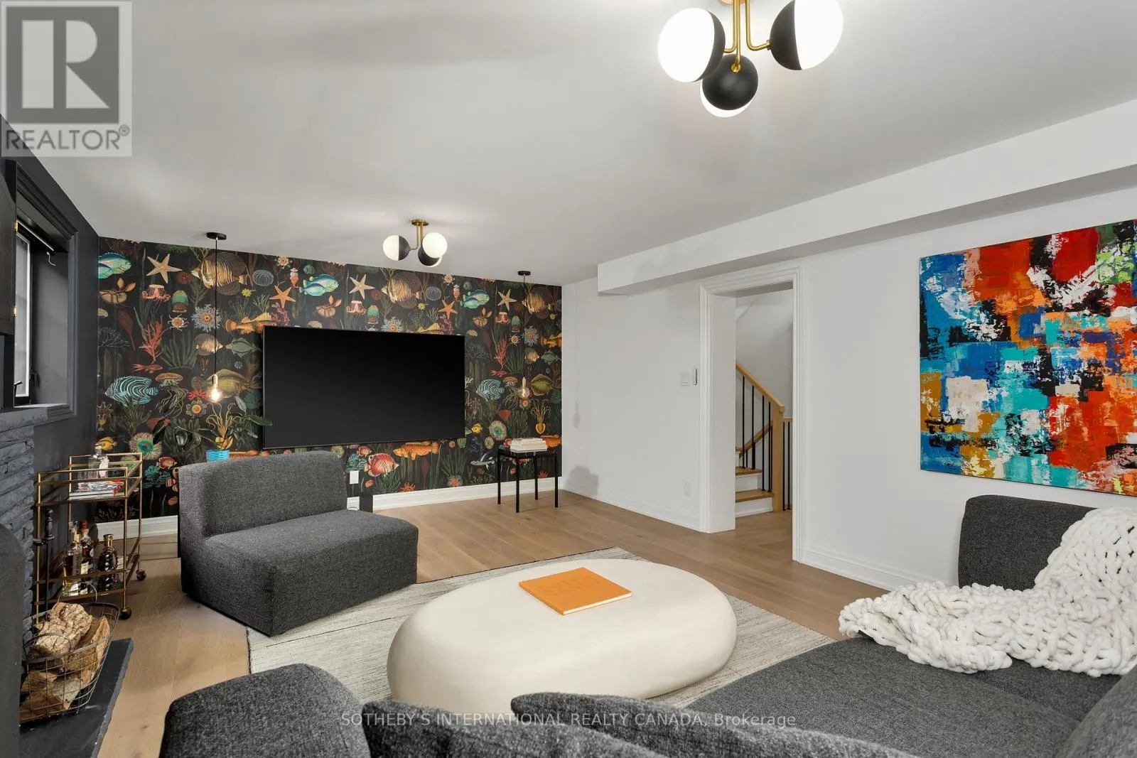 15 RAVENSBOURNE CRESCENT