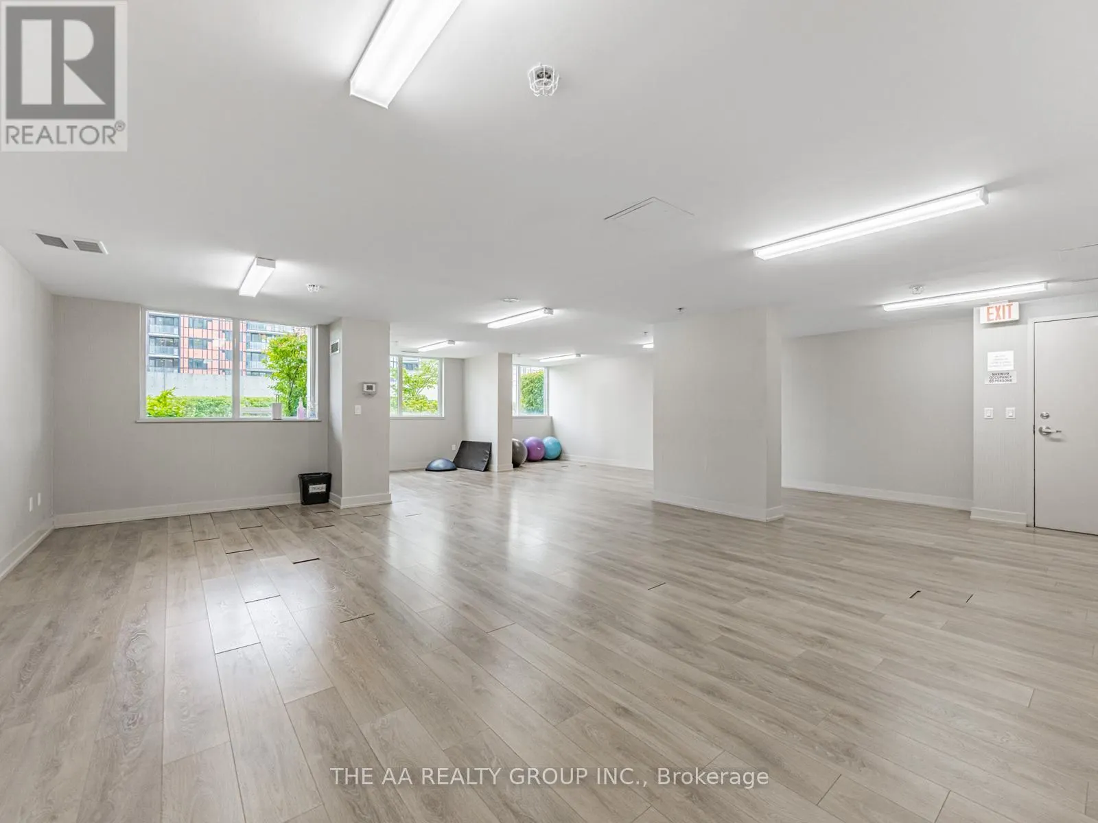 2209 - 1410 DUPONT STREET