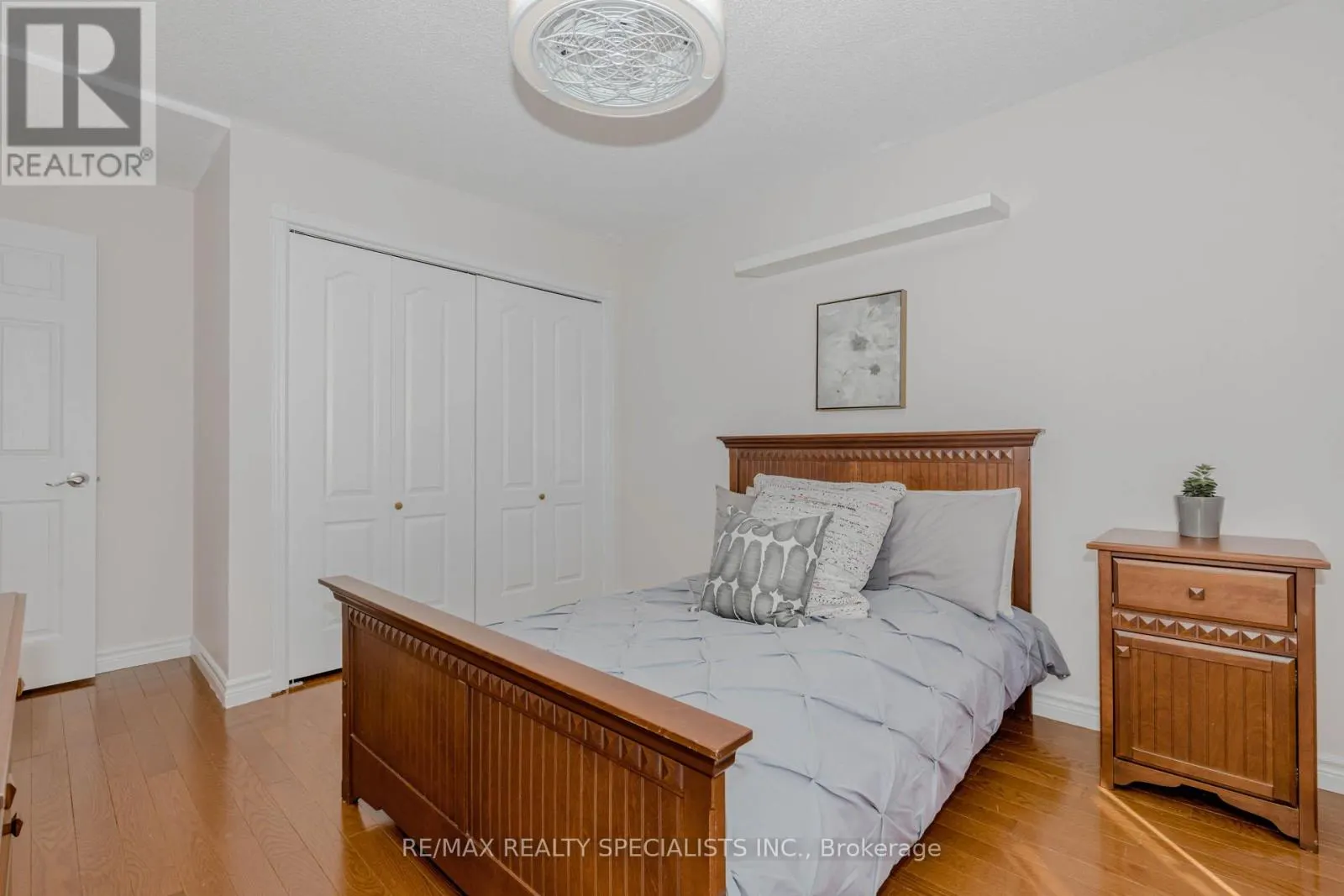 3350 COLUMBINE CRESCENT