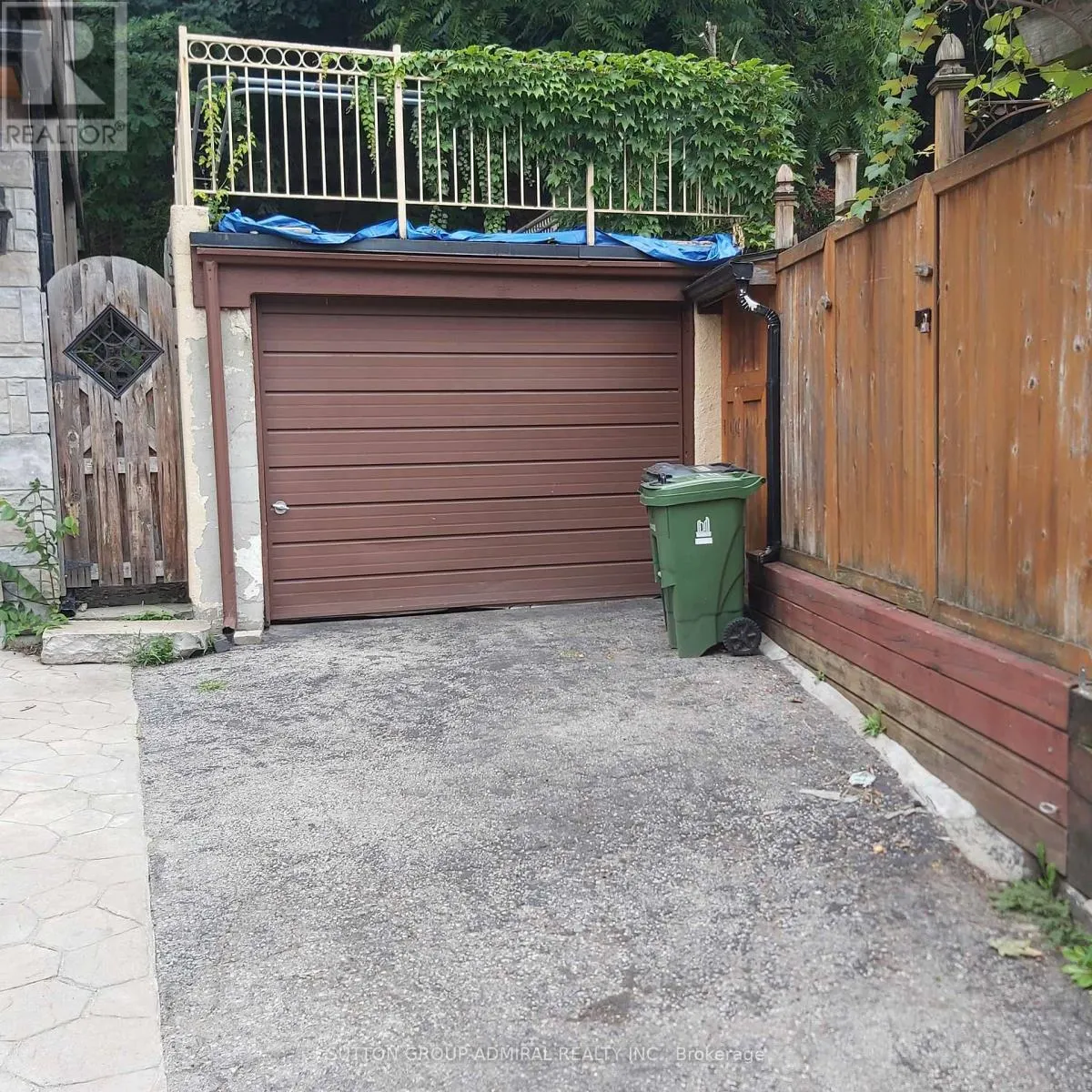18 PRESTON ROAD