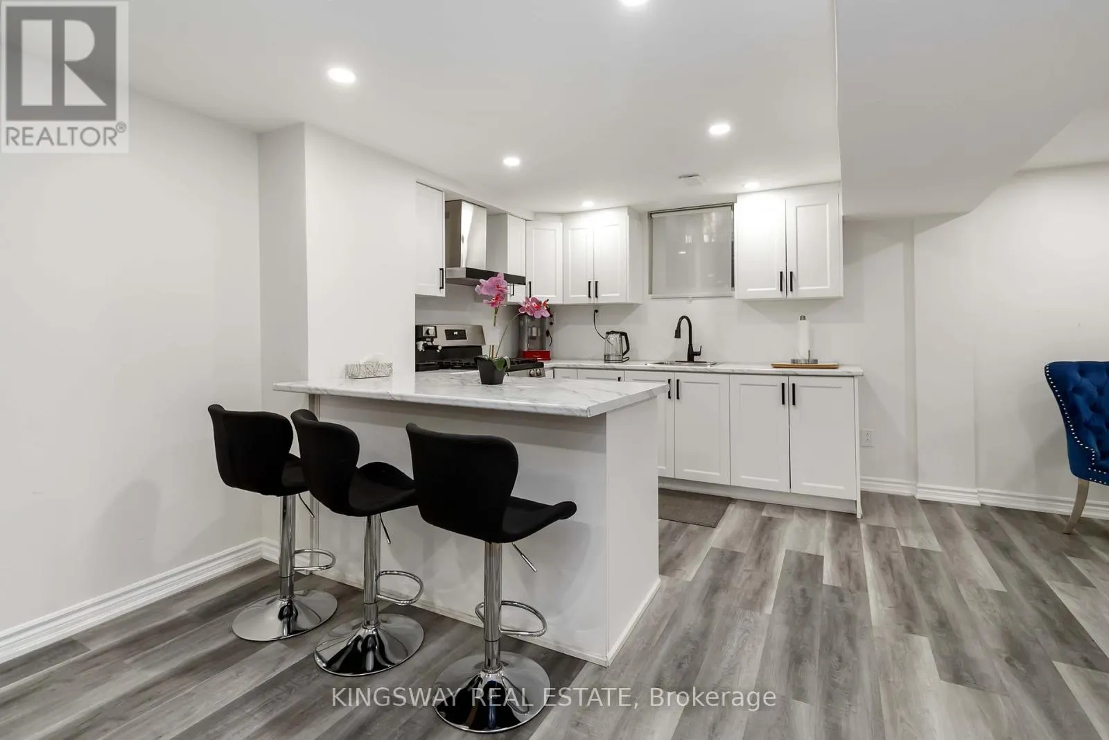 3208 RENTON ROAD