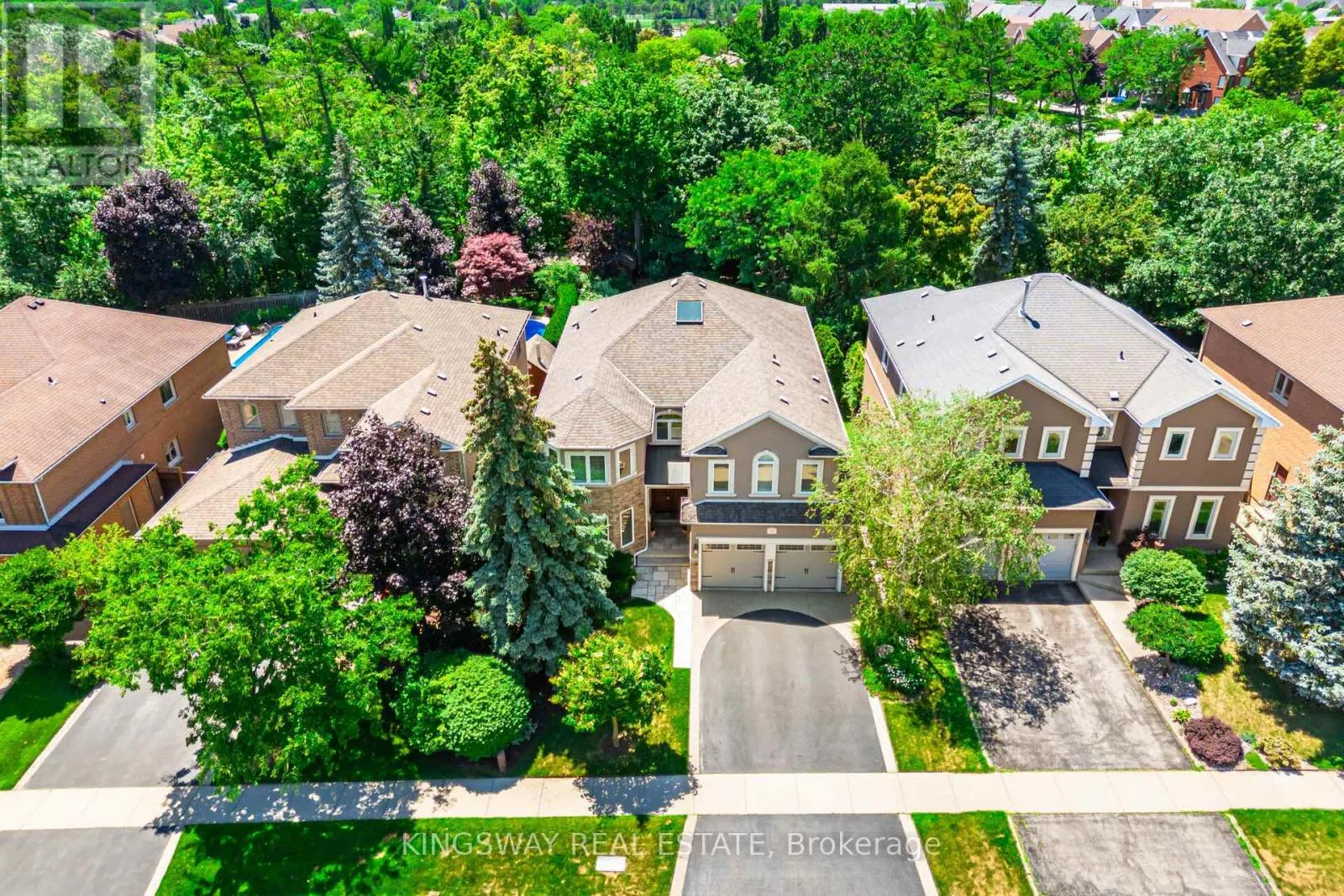 2246 GRAND RAVINE DRIVE