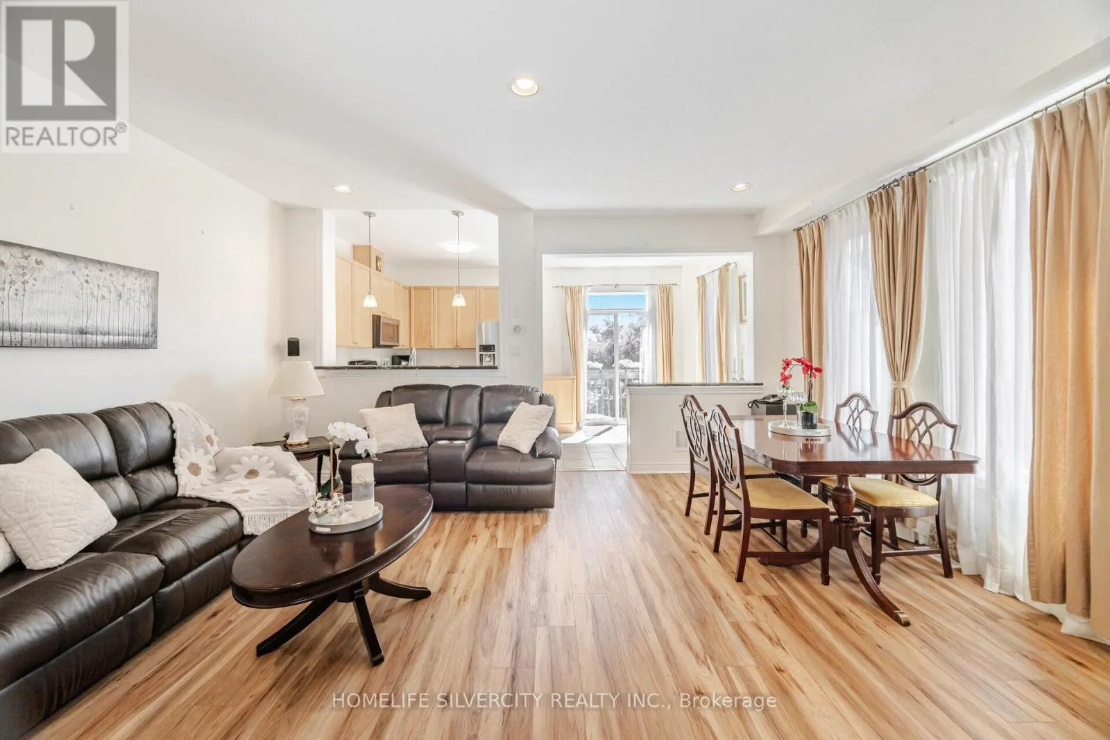 31 ROCKY POINT CRESCENT