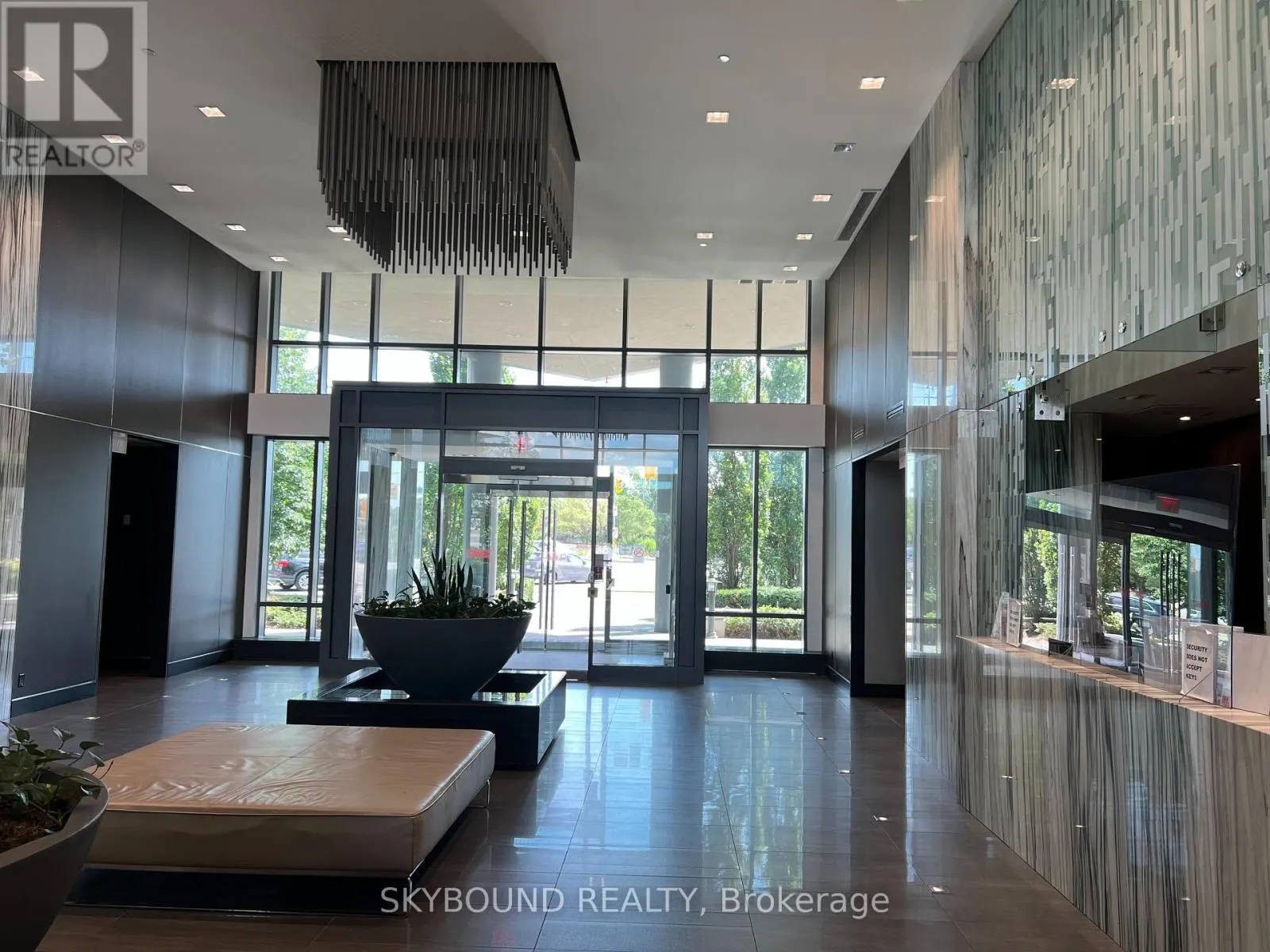 2003 - 215 SHERWAY GARDENS ROAD