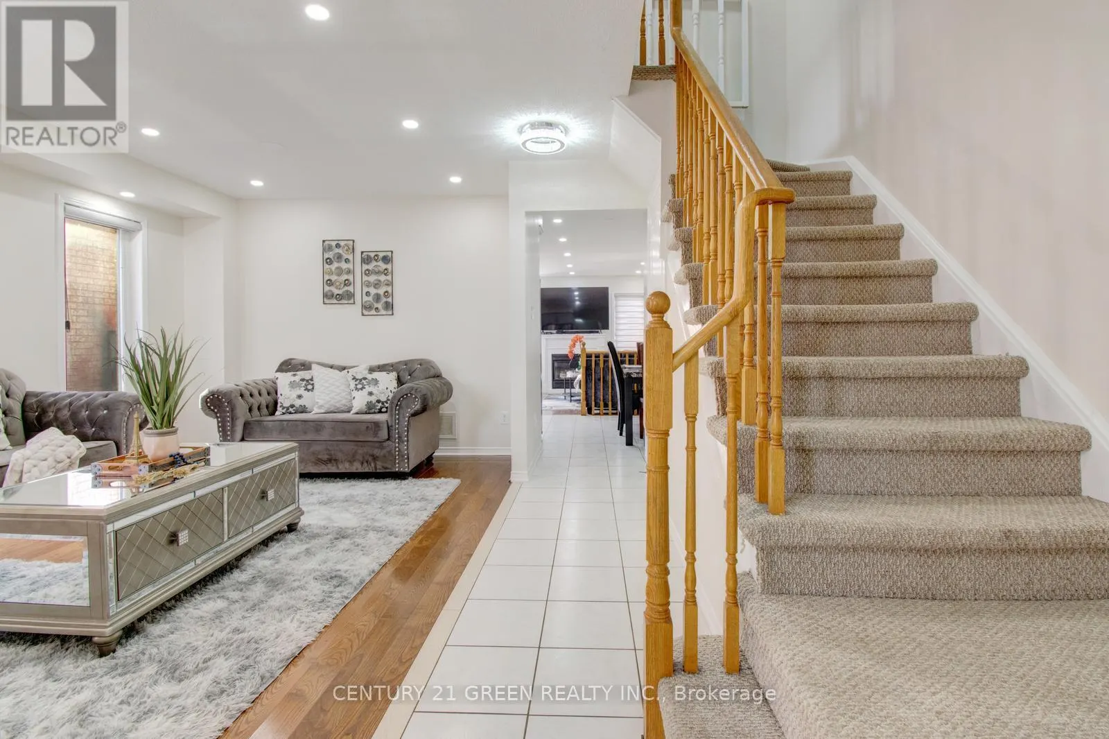 26 OATFIELD ROAD