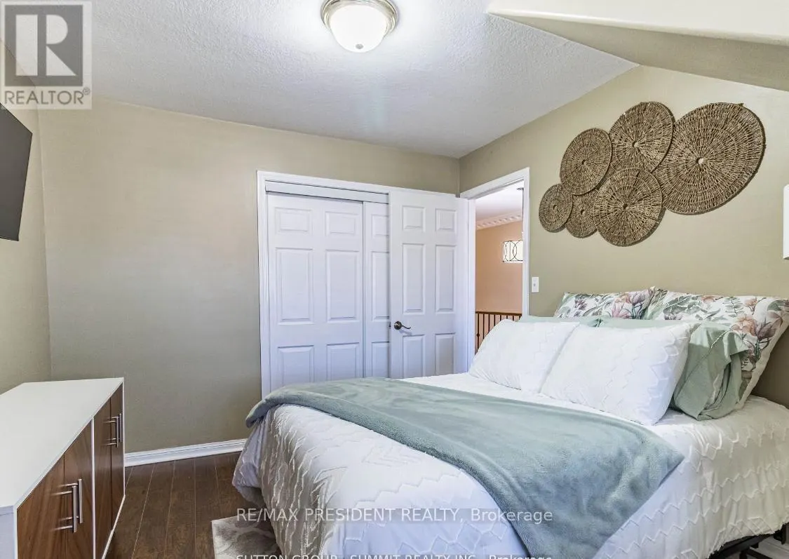 203 BRISDALE DRIVE