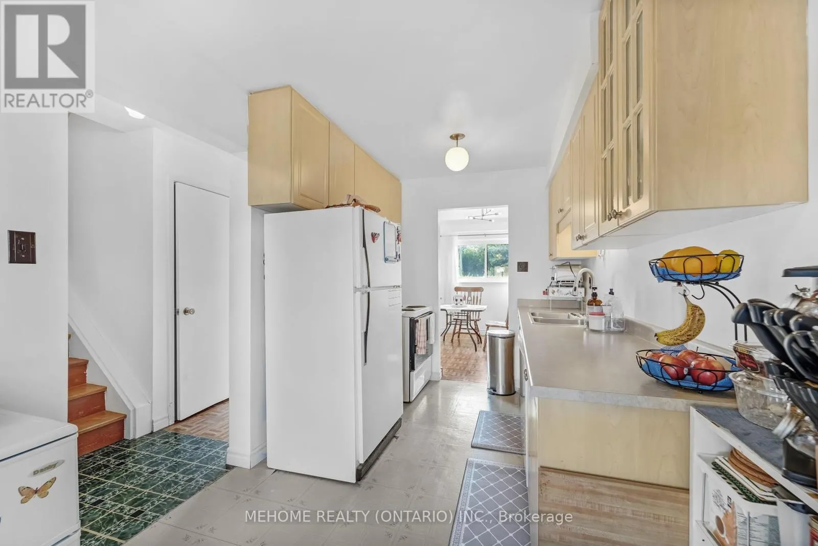 19 - 46 DEARBOURNE BOULEVARD
