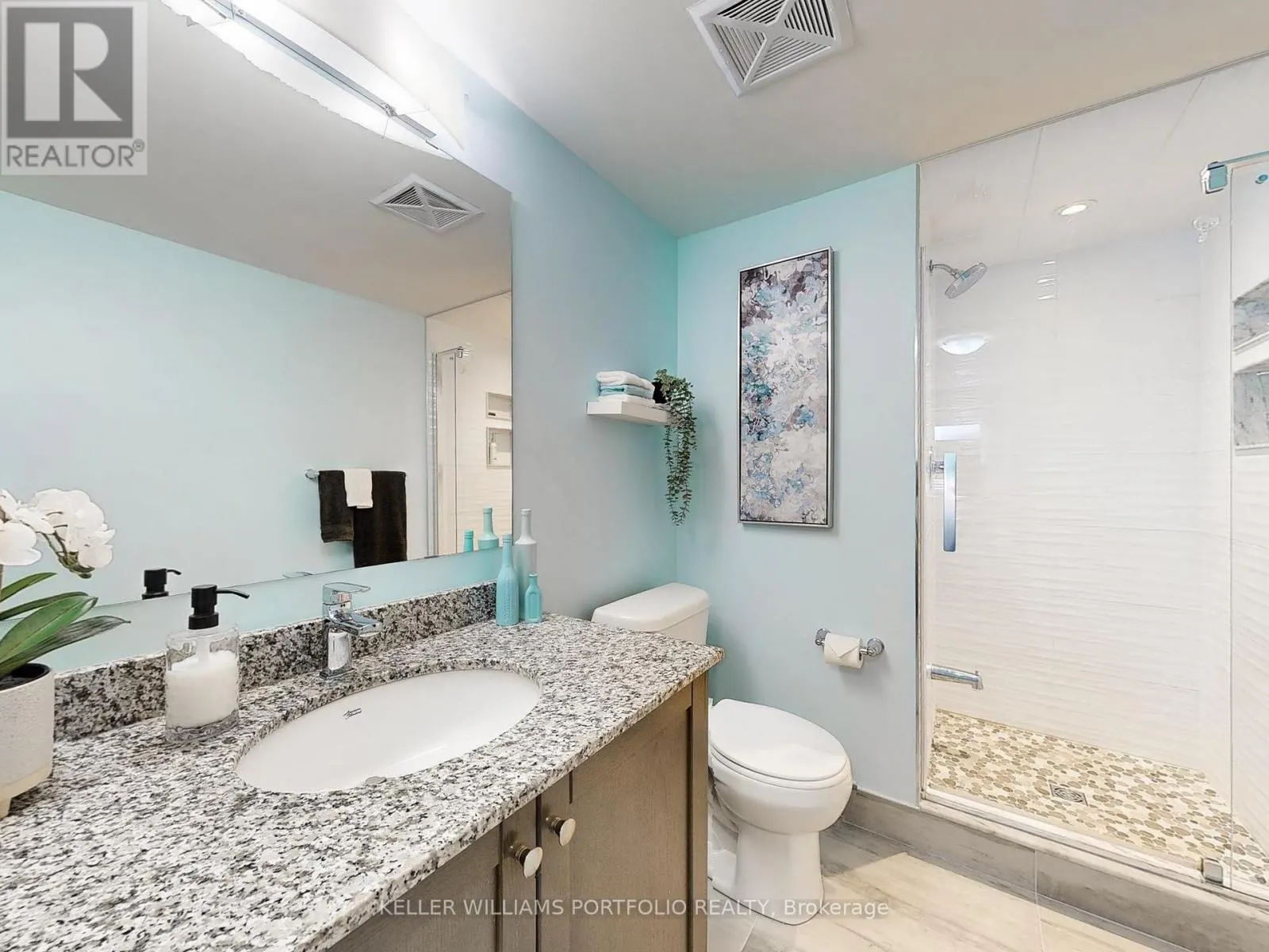 212 - 252 ROYAL YORK ROAD