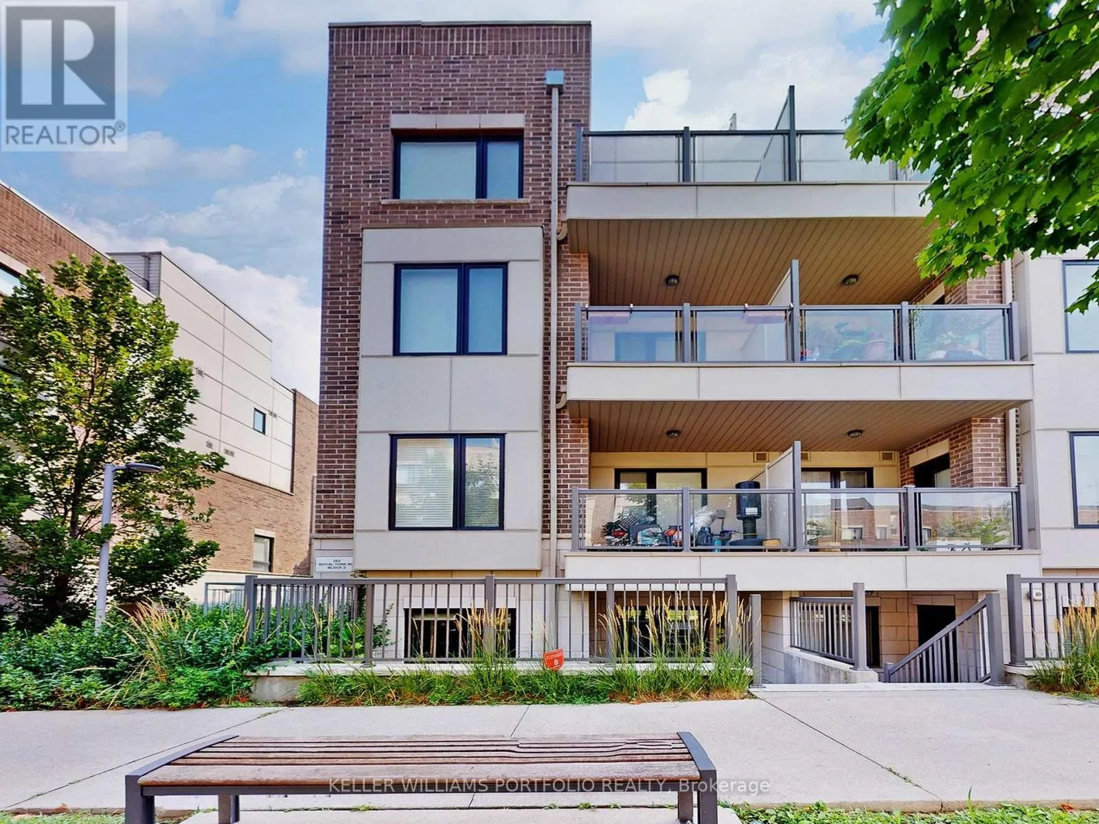 212 - 252 ROYAL YORK ROAD