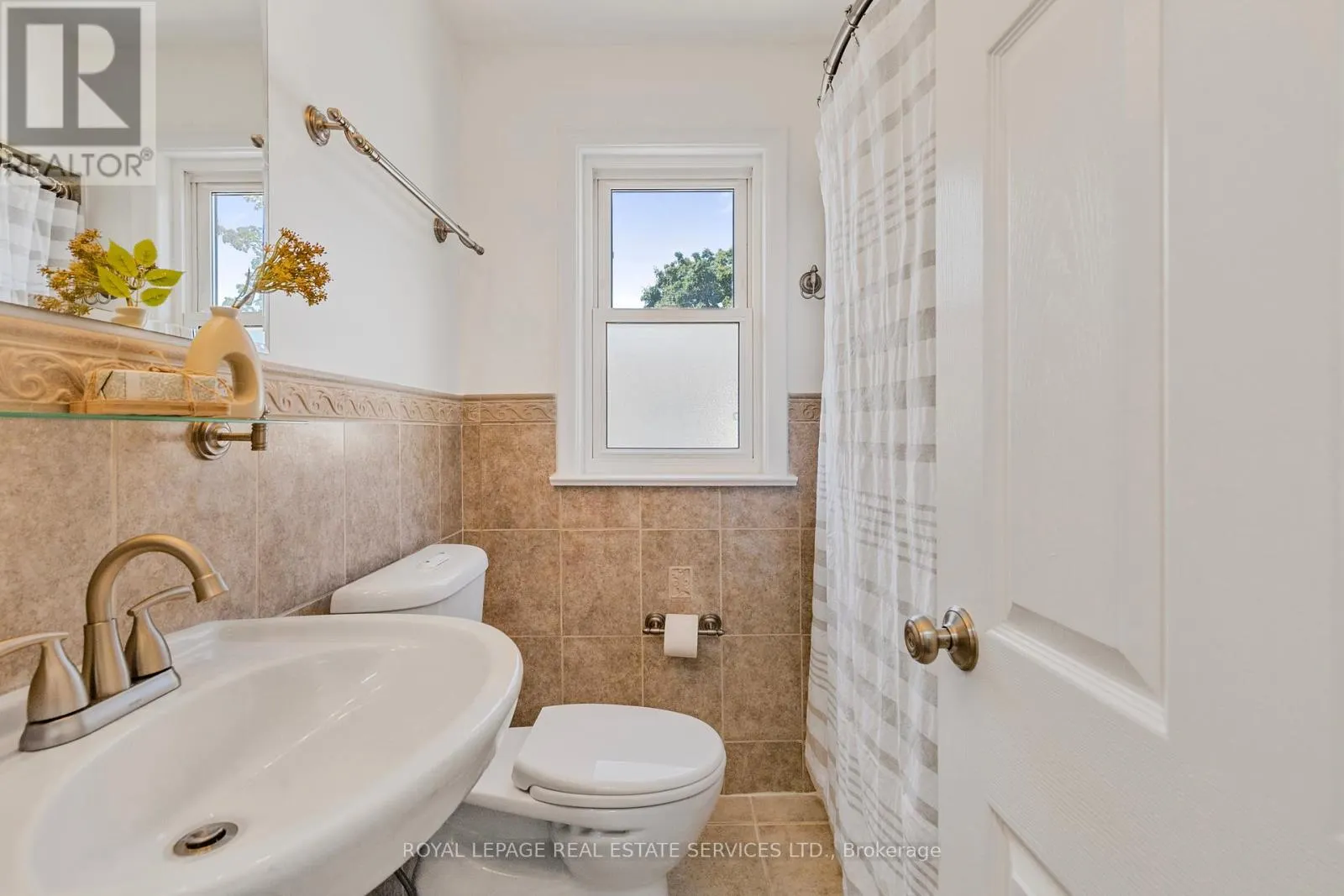 2143 MOUNTAINSIDE DRIVE