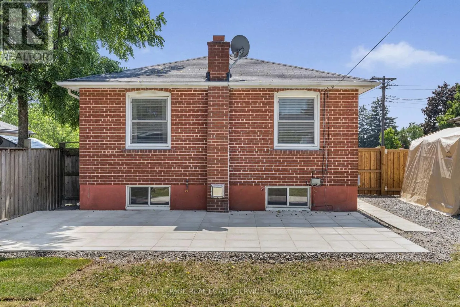 2143 MOUNTAINSIDE DRIVE