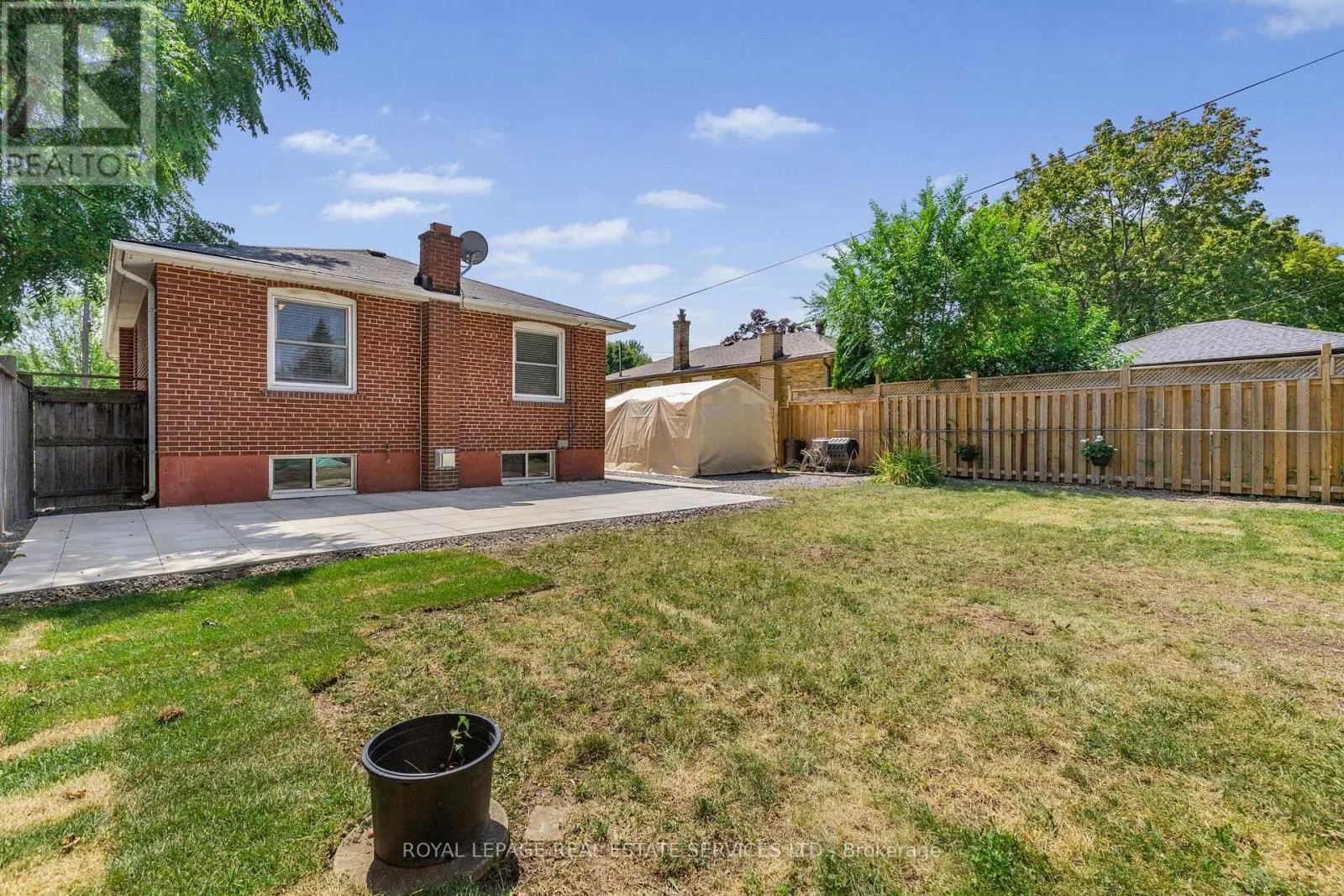 2143 MOUNTAINSIDE DRIVE