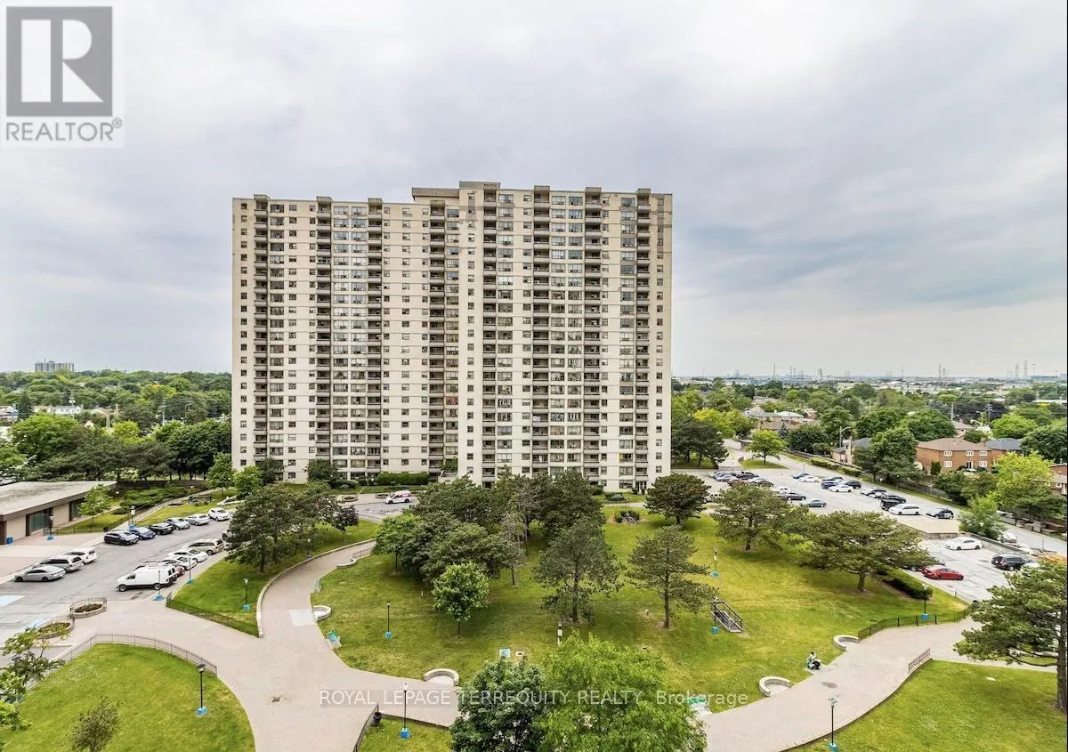 901 - 370 DIXON ROAD