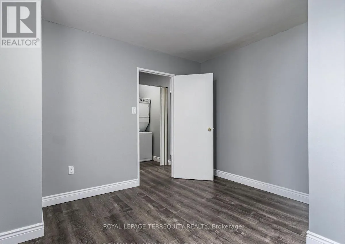 901 - 370 DIXON ROAD