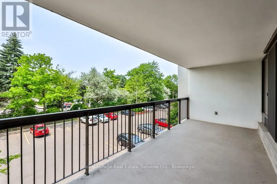 304 - 2185 MARINE DRIVE, #304