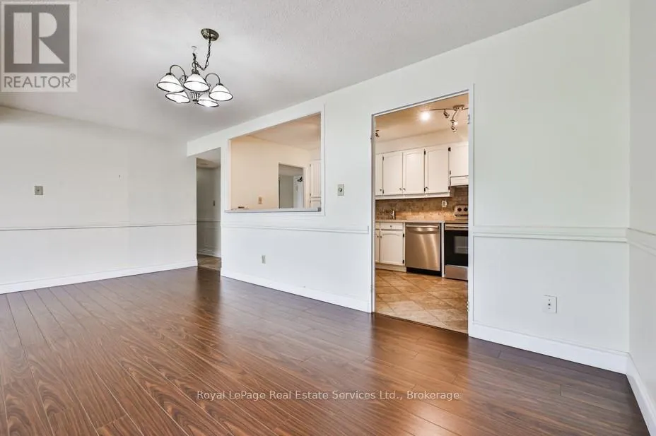 304 - 2185 MARINE DRIVE, #304