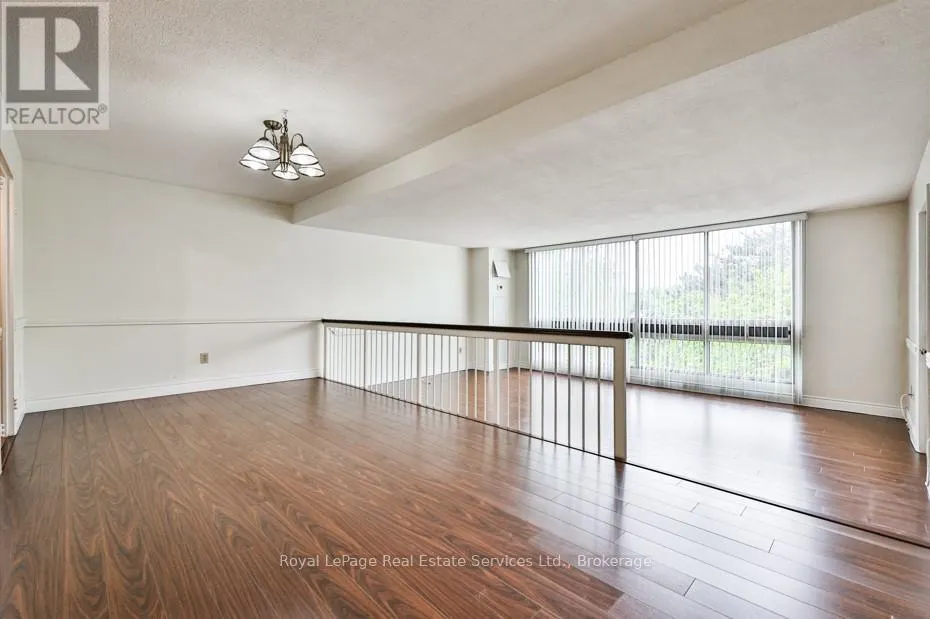 304 - 2185 MARINE DRIVE, #304