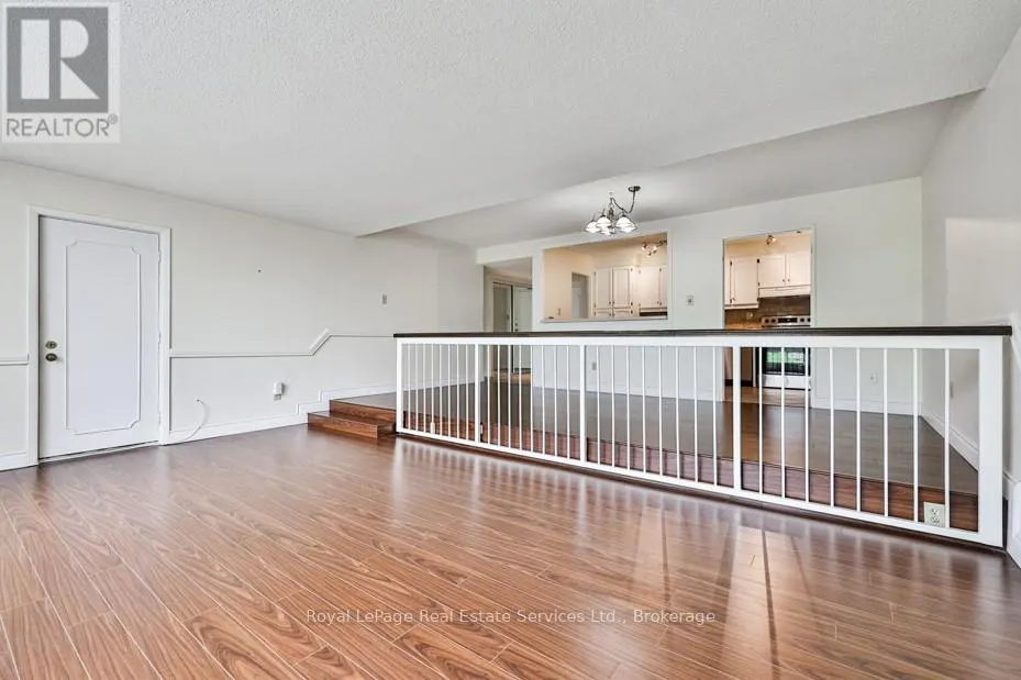 304 - 2185 MARINE DRIVE, #304