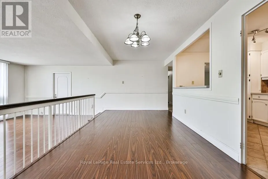 304 - 2185 MARINE DRIVE, #304