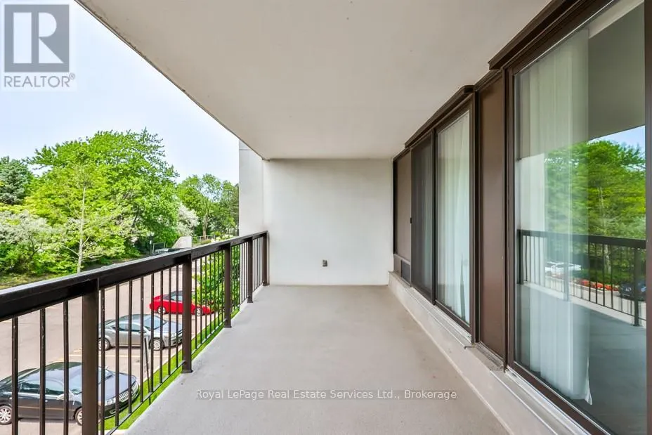 304 - 2185 MARINE DRIVE, #304