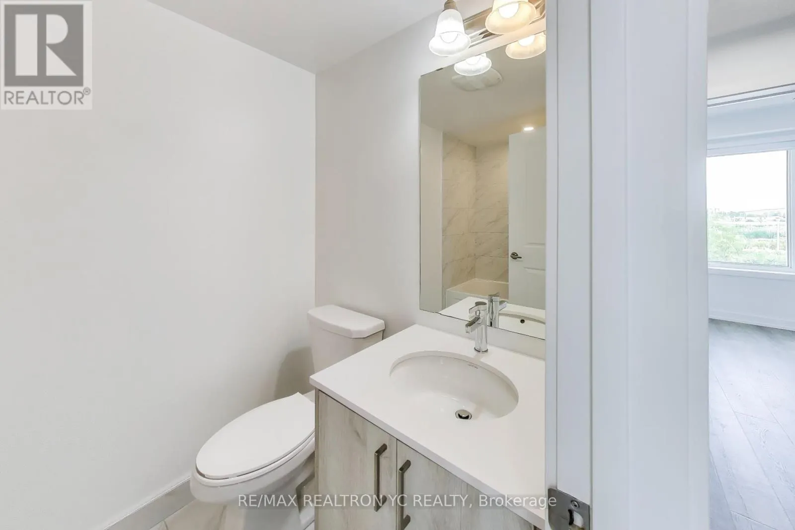 175 DOWNSVIEW PARK BOULEVARD