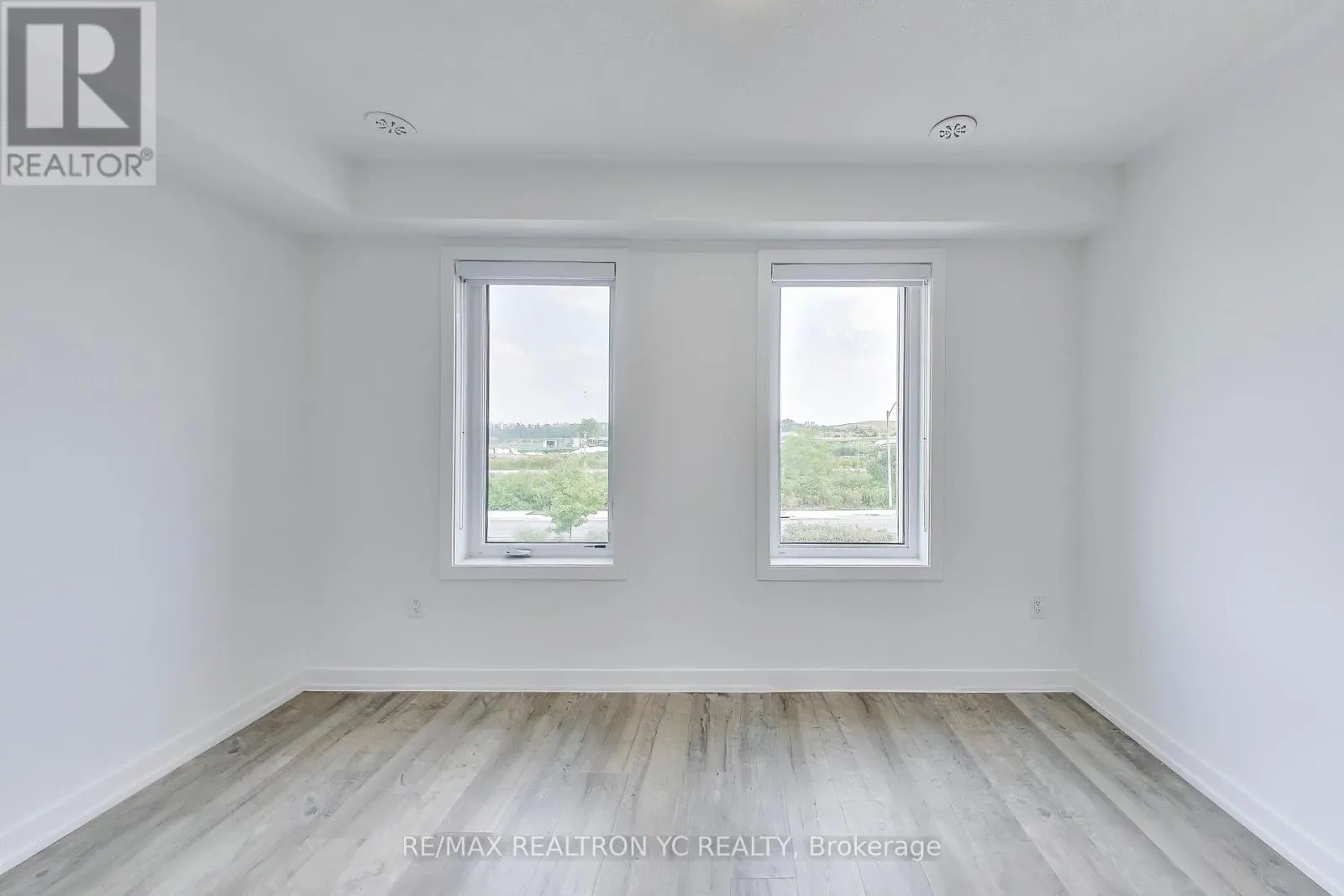 175 DOWNSVIEW PARK BOULEVARD