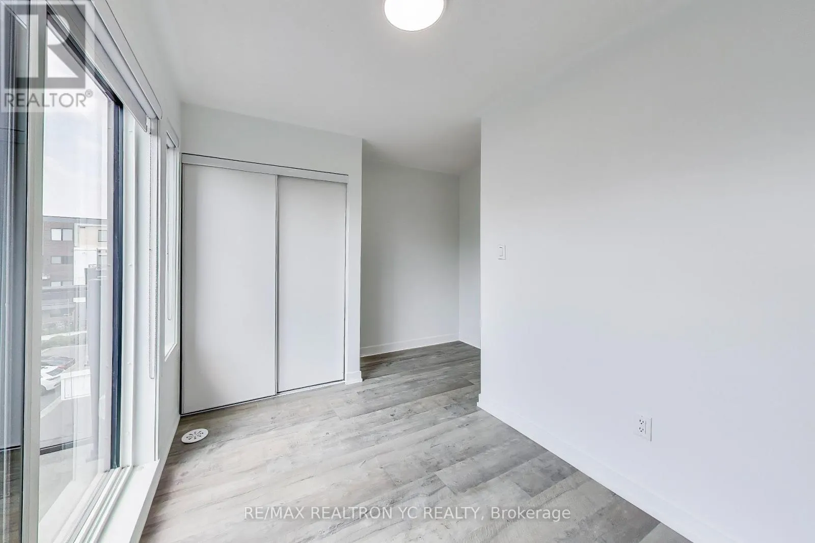 175 DOWNSVIEW PARK BOULEVARD
