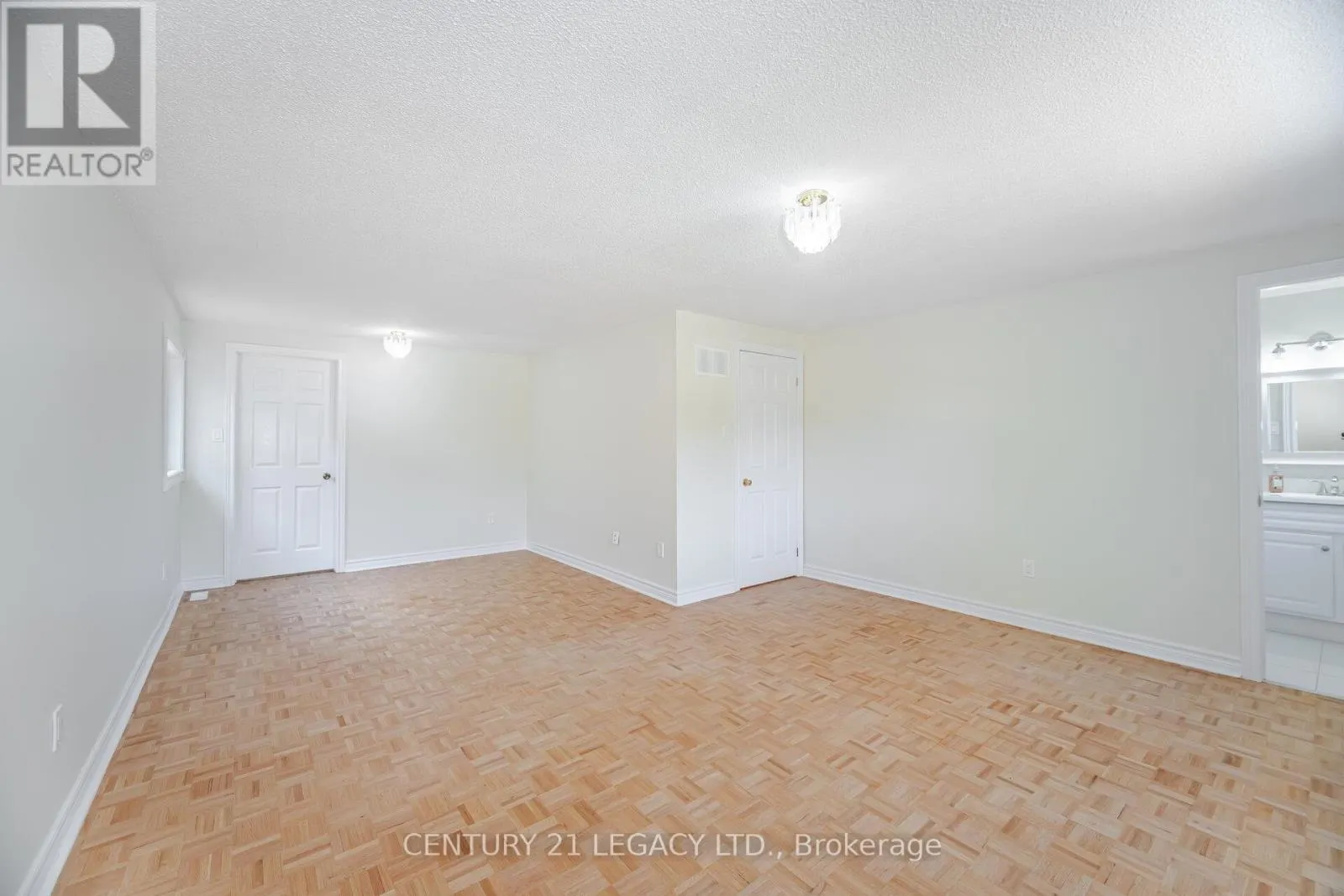 3182 BRACKNELL CRESCENT