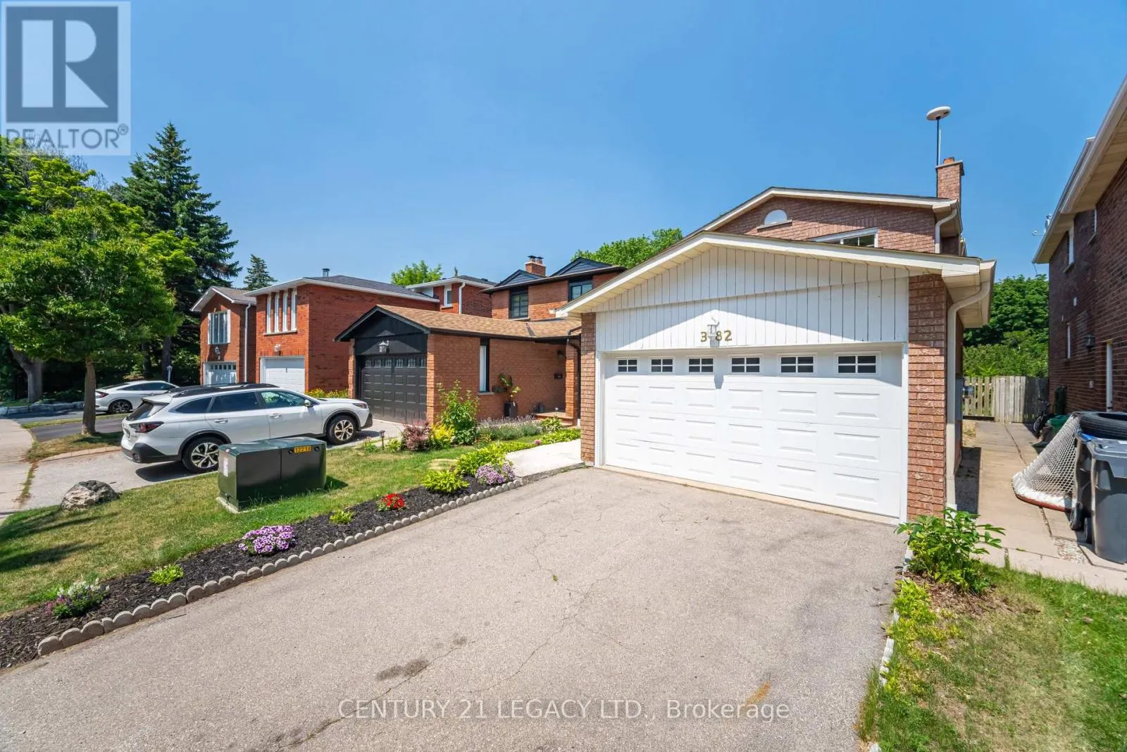 3182 BRACKNELL CRESCENT