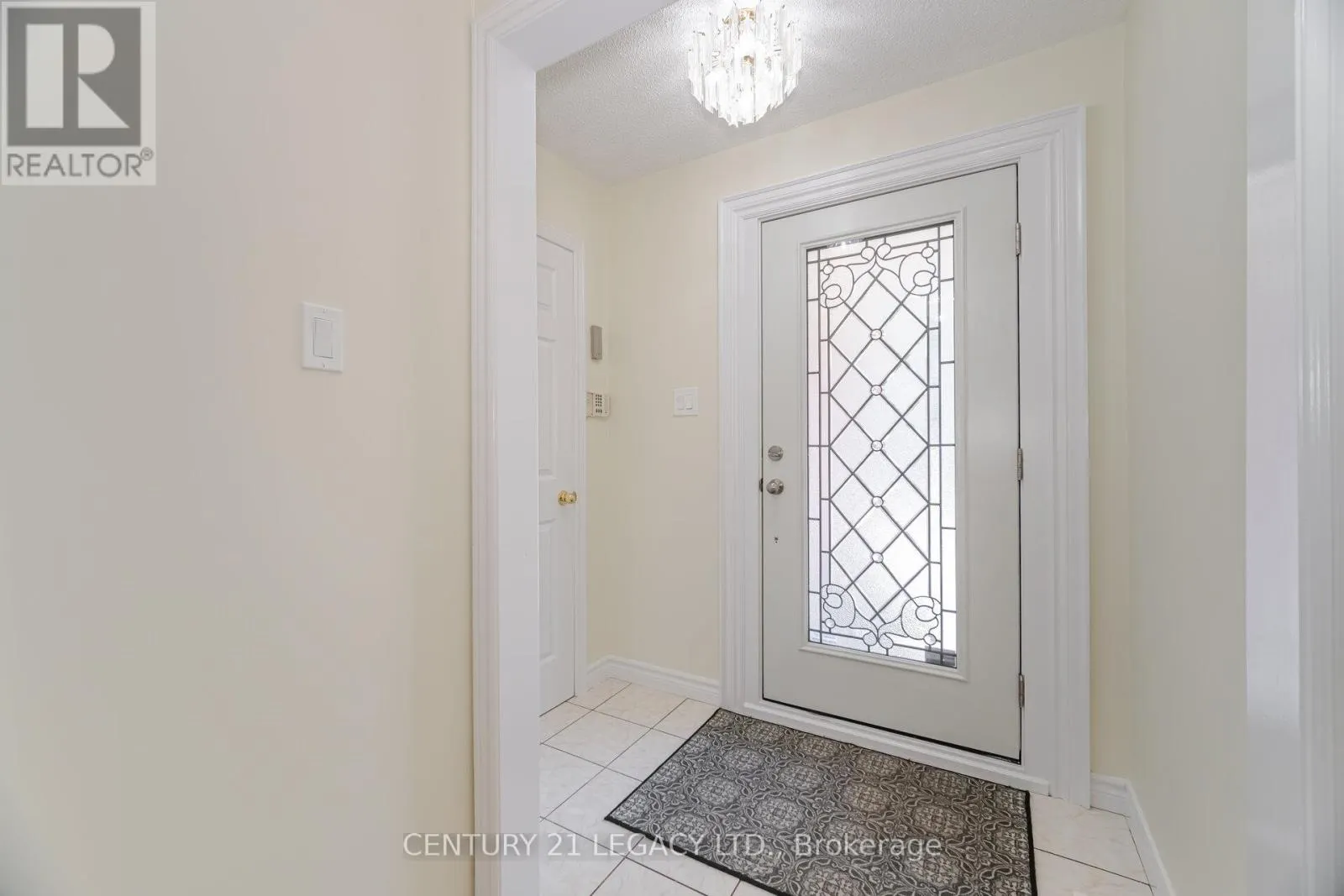 3182 BRACKNELL CRESCENT