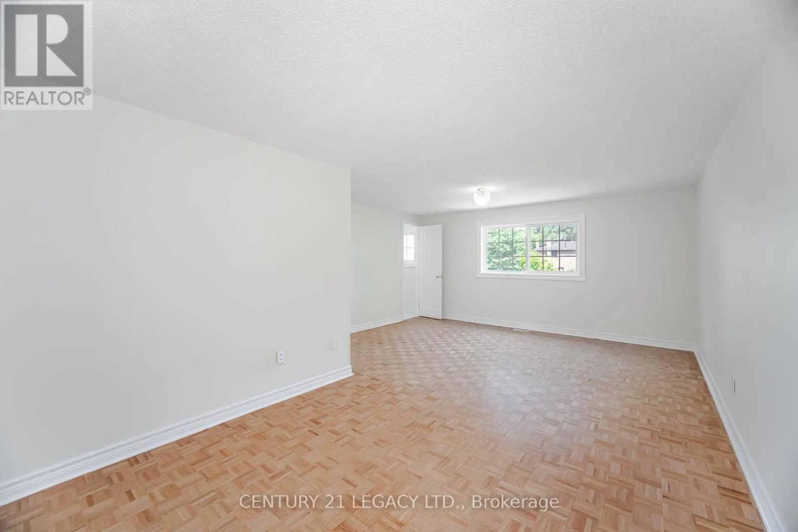 3182 BRACKNELL CRESCENT