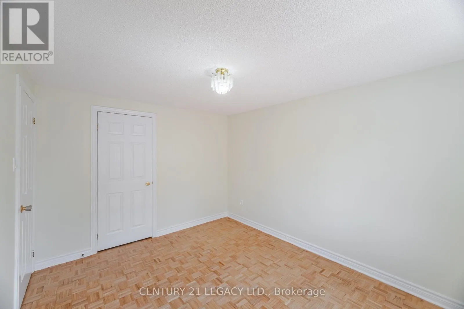 3182 BRACKNELL CRESCENT